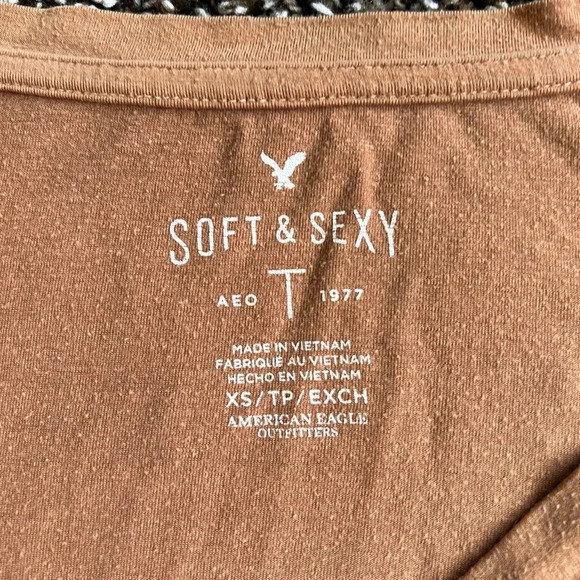 American Eagle soft and sexy tee - Picture 8 of 9